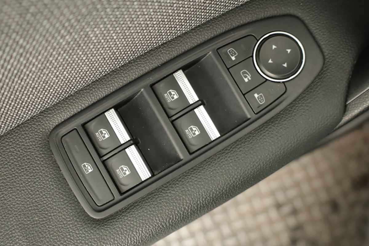 renault-captur-2024-gasolina-999cc