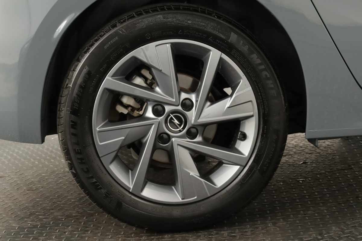 opel-corsa-2025-gasolina-1199cc