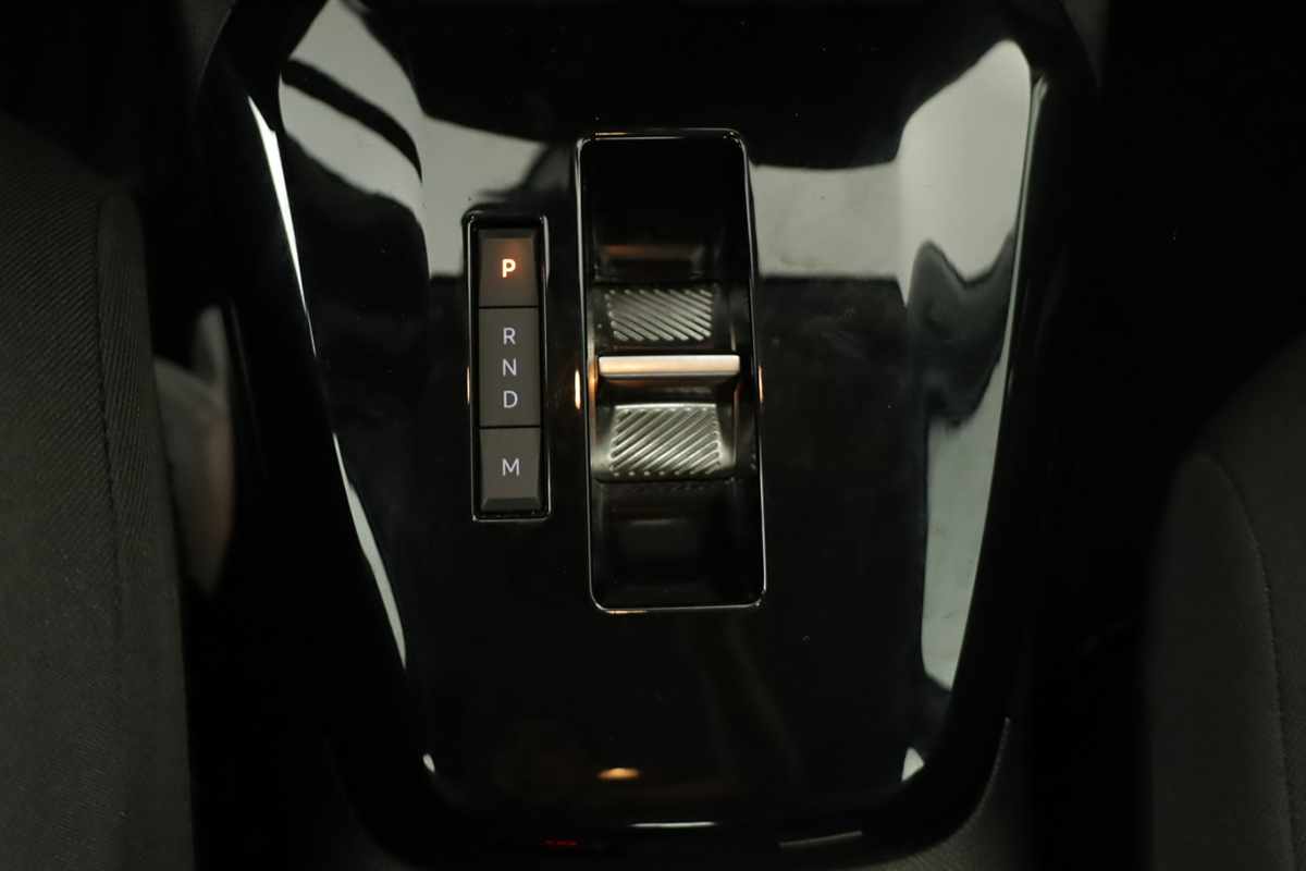 opel-corsa-2025-gasolina-1199cc