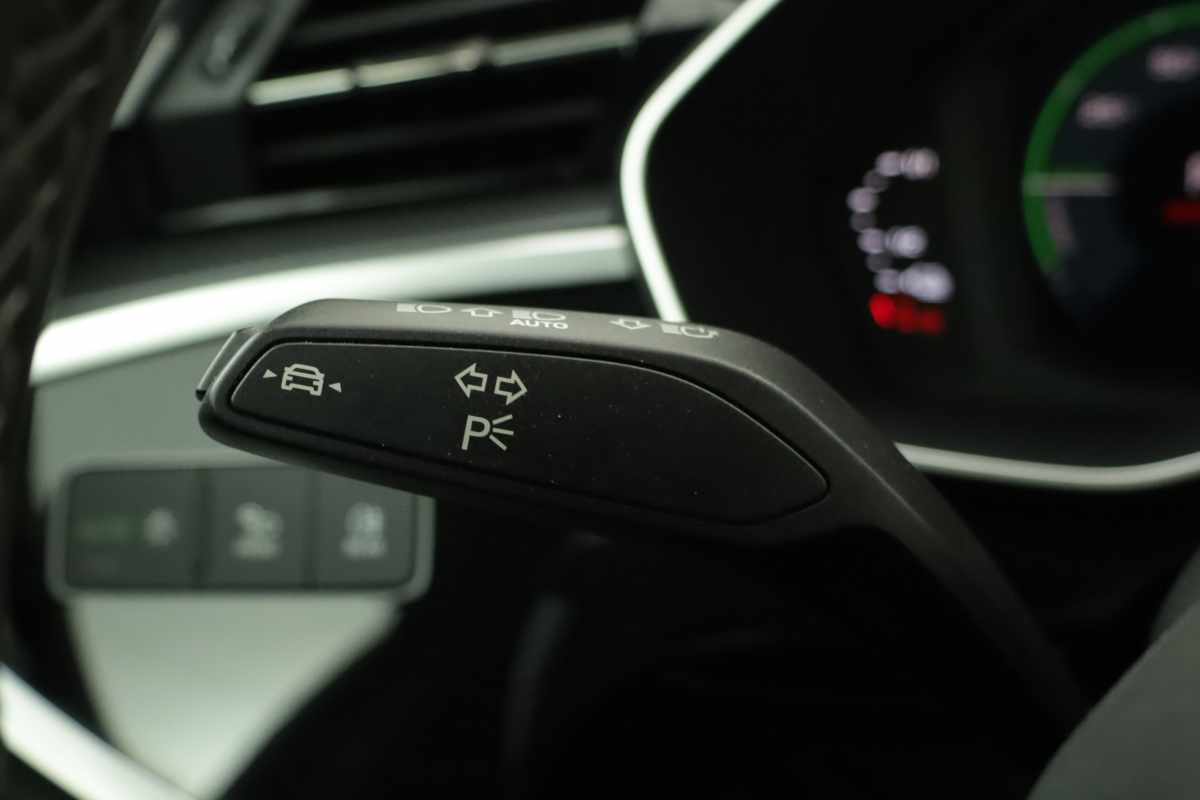 audi-q3-2024-hibrido-a-gasolina-1395cc