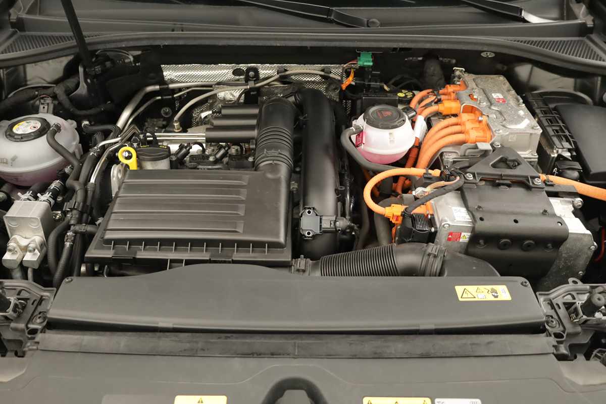 audi-q3-2024-hibrido-a-gasolina-1395cc