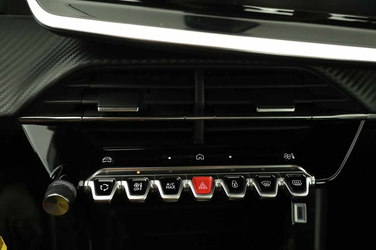 peugeot-e-208-2024-eletrico-0cc