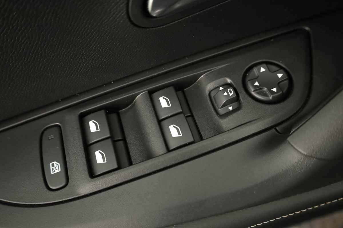 peugeot-2008-2025-gasolina-1199cc
