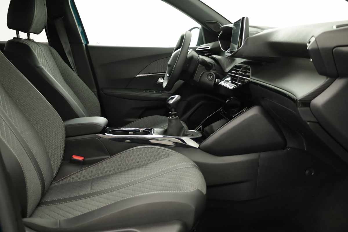 peugeot-2008-2025-gasolina-1199cc