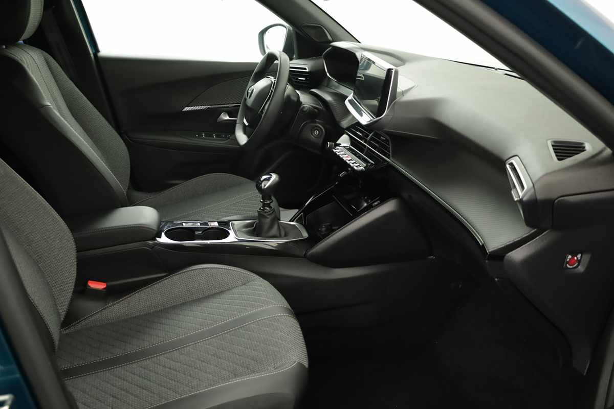 peugeot-2008-2025-gasolina-1199cc