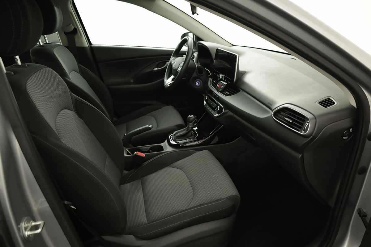 hyundai-i30-2025-gasolina-998cc