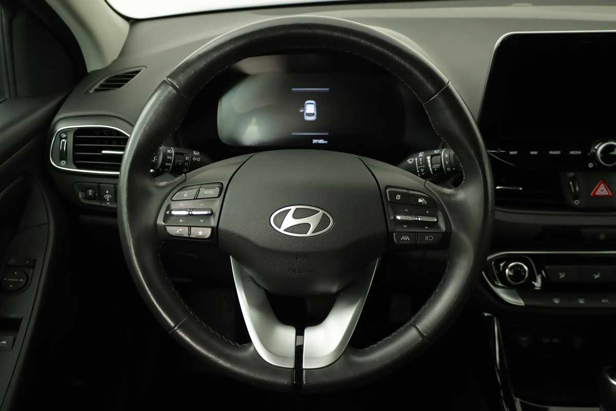 hyundai-i30-2025-gasolina-998cc