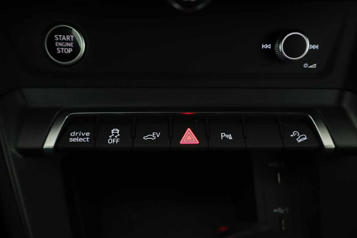 audi-q3-2023-hibrido-a-gasolina-1395cc