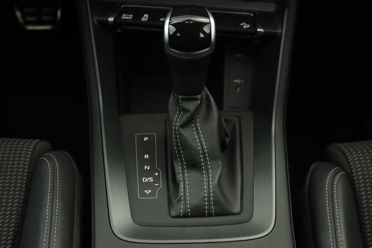 audi-q3-2023-hibrido-a-gasolina-1395cc