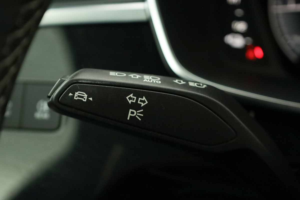 audi-q3-2023-hibrido-a-gasolina-1395cc