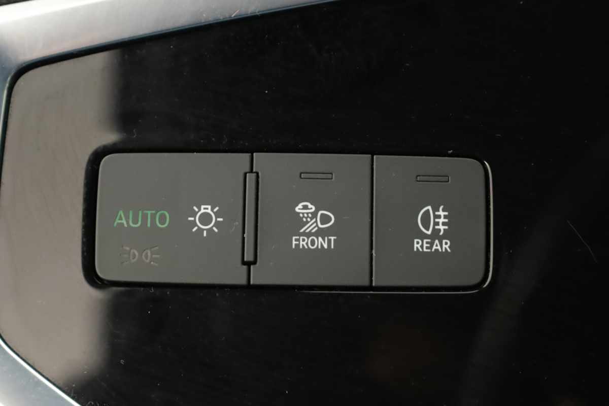 audi-q3-2023-hibrido-a-gasolina-1395cc
