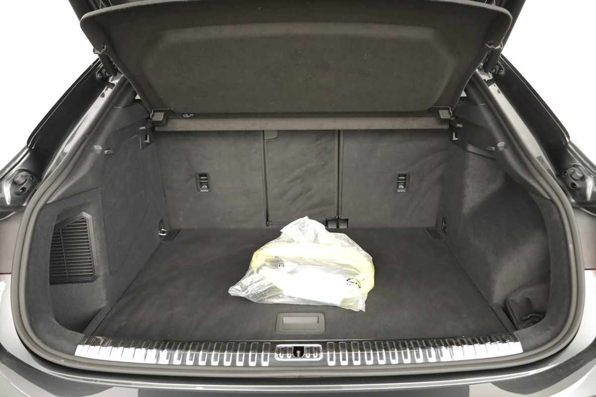 audi-q3-2023-hibrido-a-gasolina-1395cc
