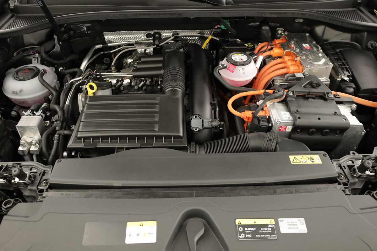 audi-q3-2023-hibrido-a-gasolina-1395cc