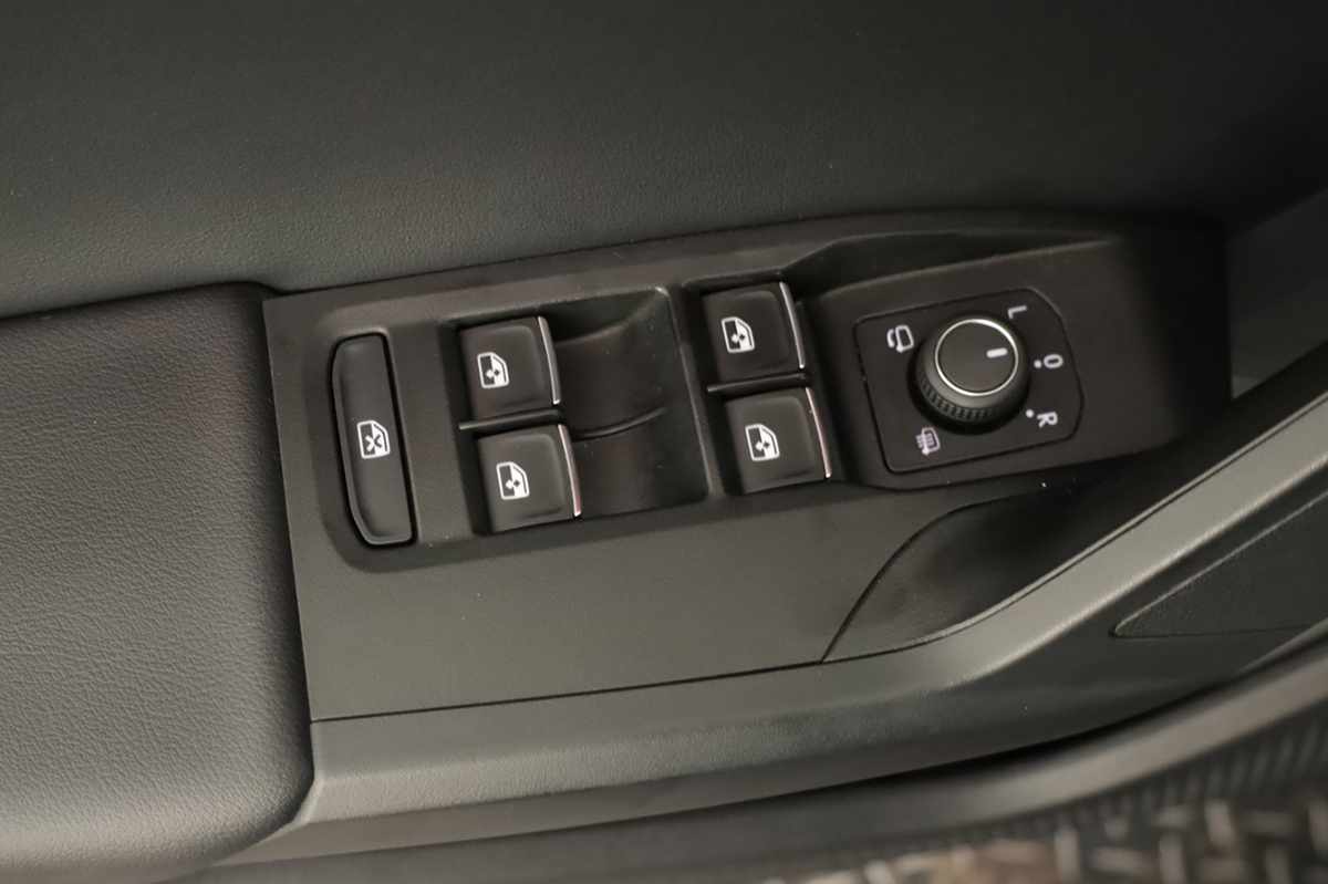 seat-leon-st-2025-hibrido-a-gasolina-1498cc