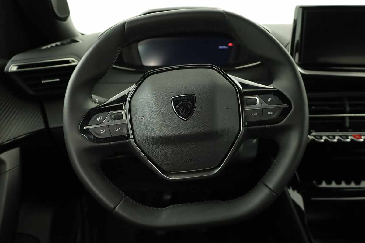 peugeot-2008-2025-gasolina-1199cc