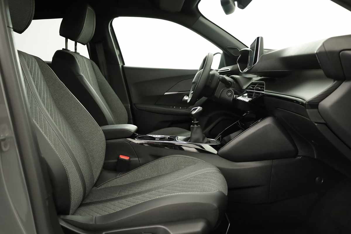 peugeot-2008-2025-gasolina-1199cc