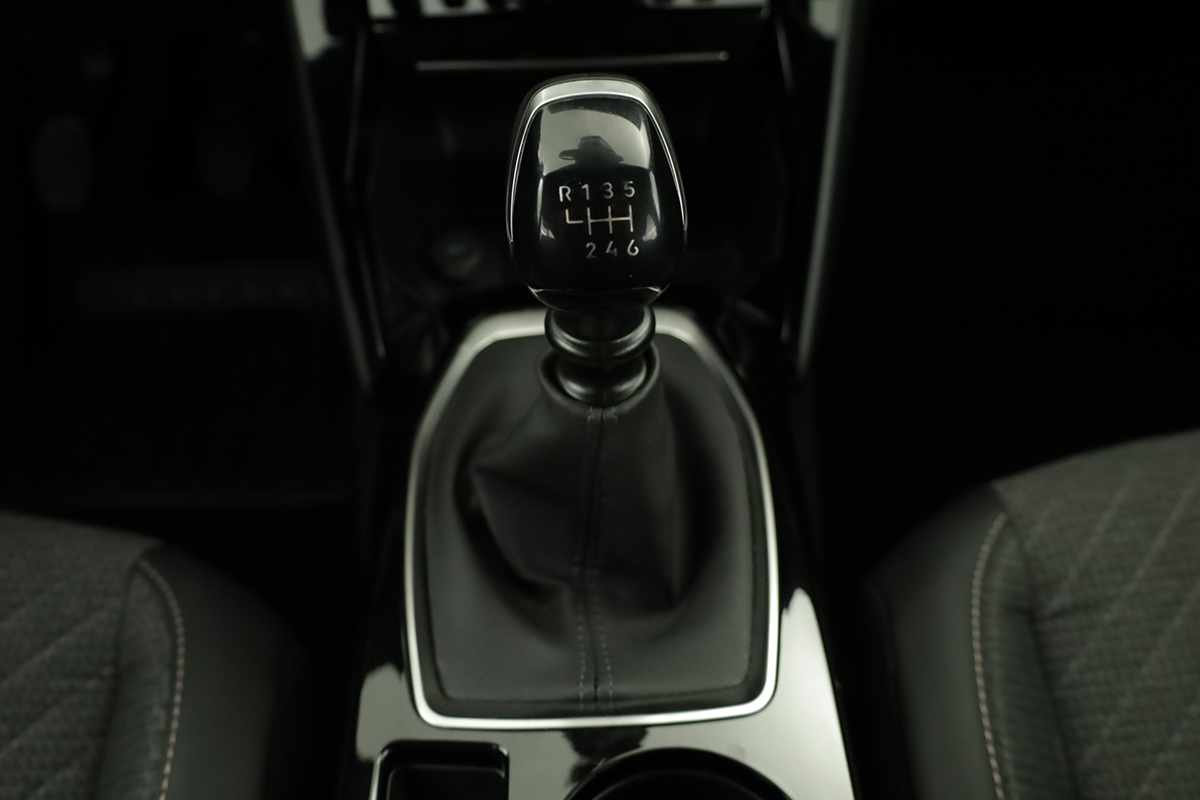 peugeot-2008-2025-gasolina-1199cc