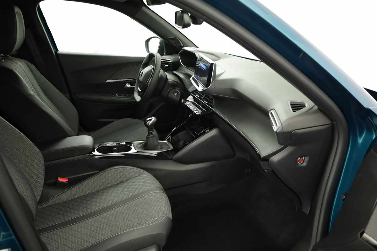 peugeot-2008-2025-gasolina-1199cc