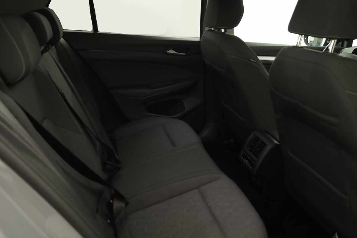 volkswagen-golf-2025-hibrido-a-gasolina-1498cc