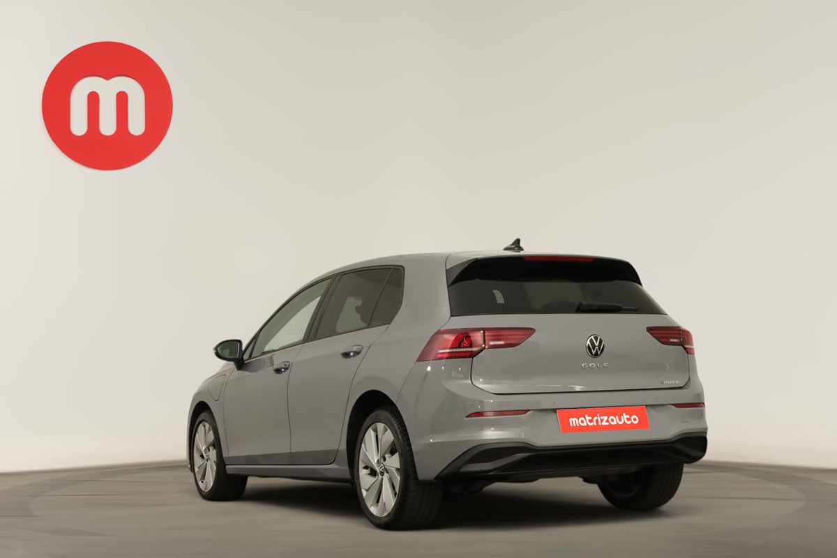 volkswagen-golf-2025-hibrido-a-gasolina-1498cc