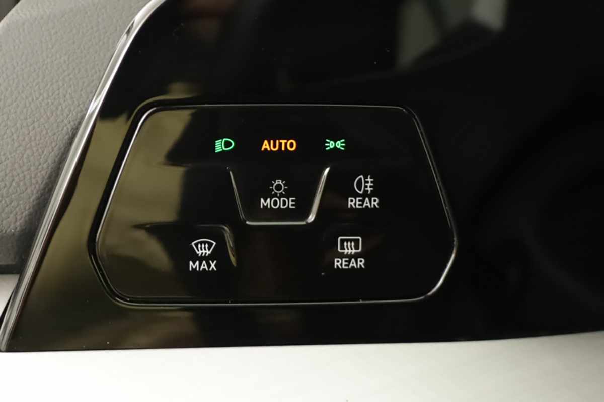 volkswagen-golf-2025-hibrido-a-gasolina-1498cc