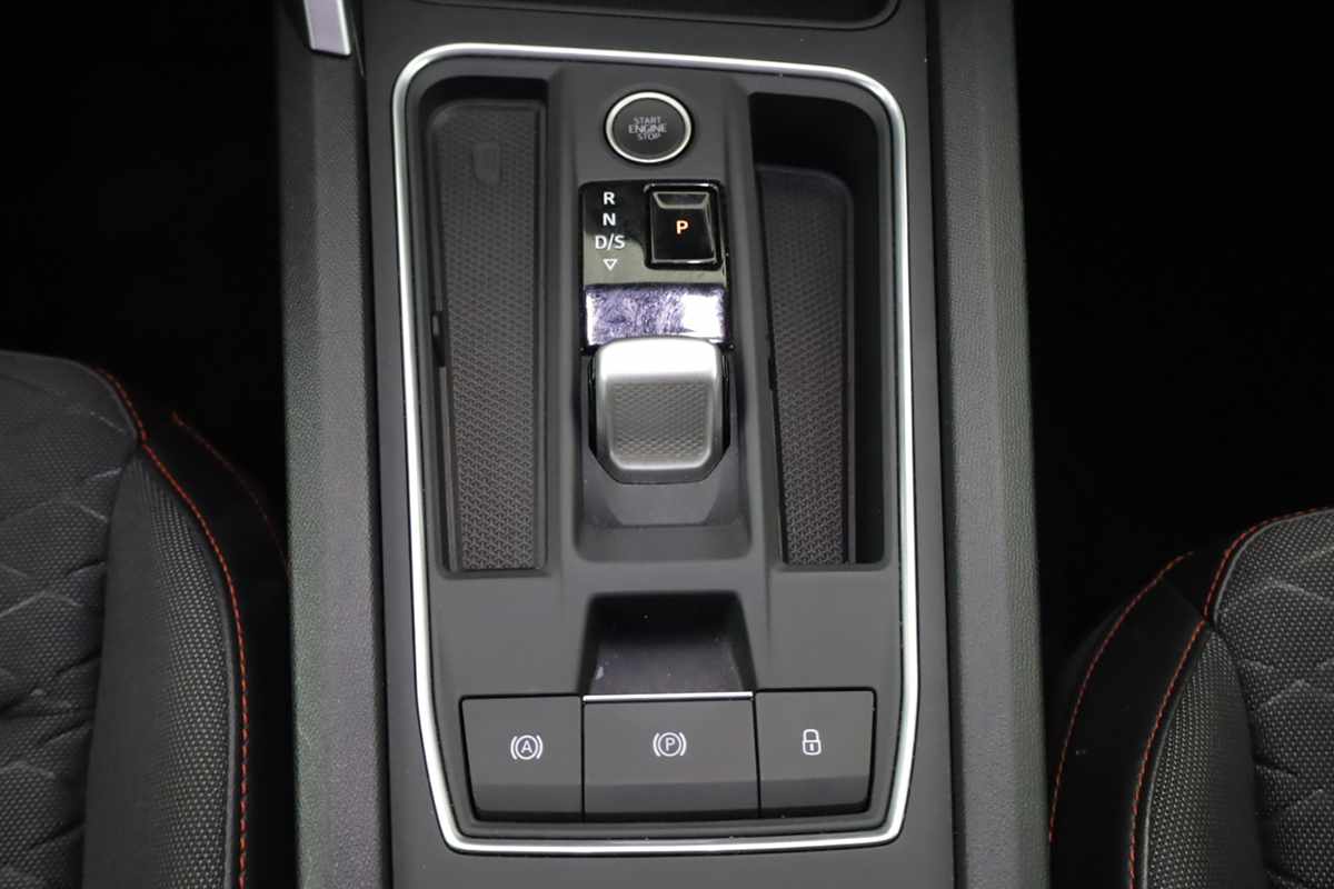 seat-leon-st-2025-hibrido-a-gasolina-1498cc