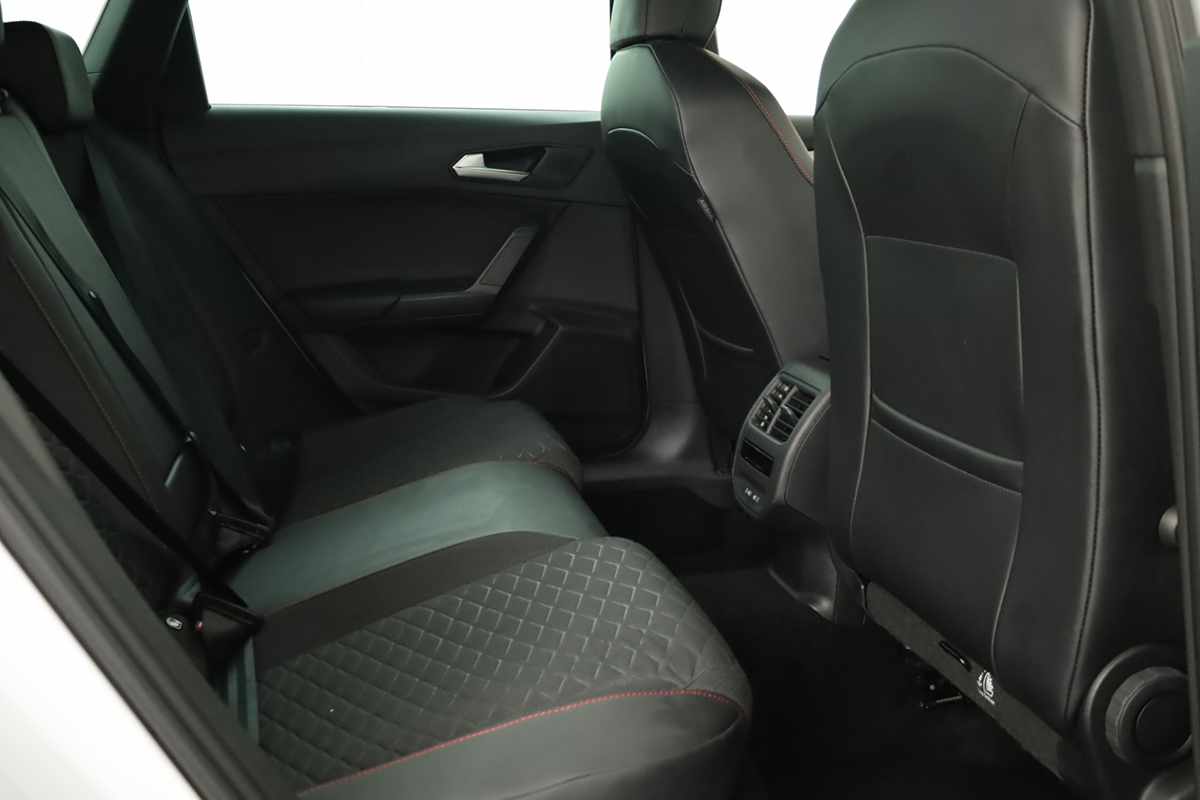 seat-leon-st-2025-hibrido-a-gasolina-1498cc