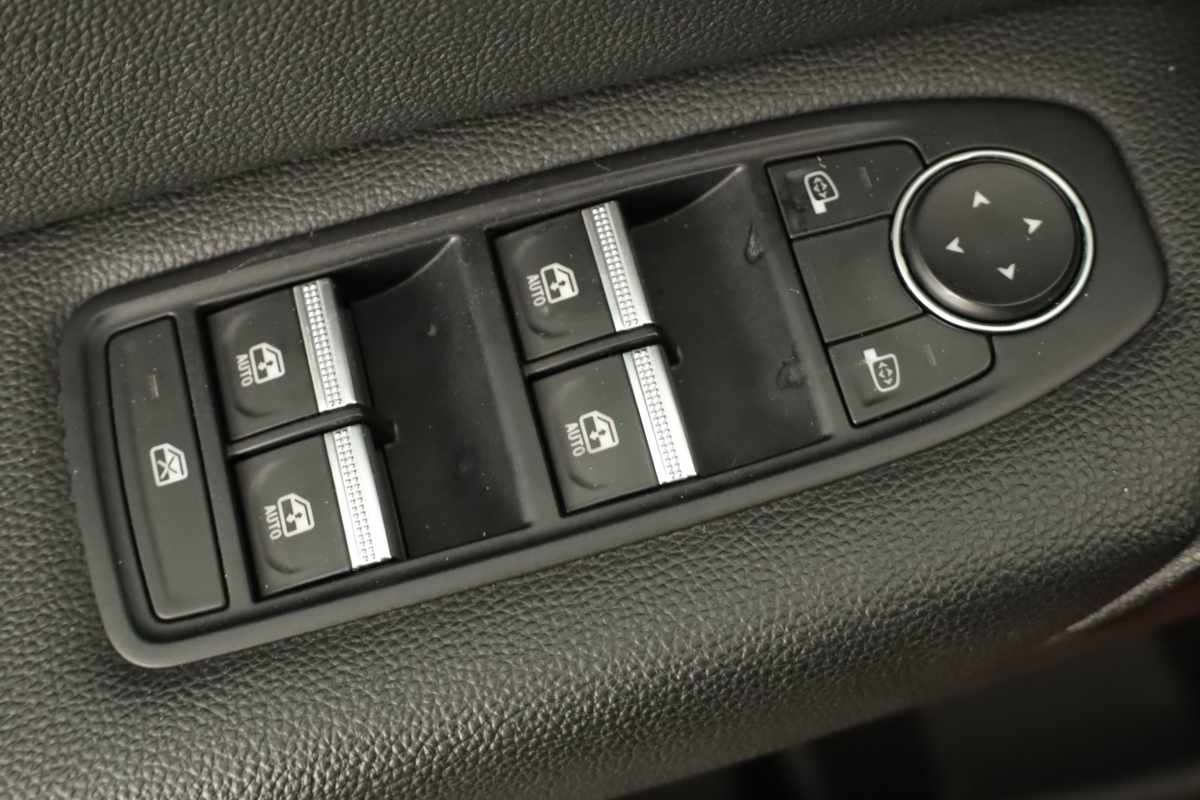 renault-captur-2023-gasolina-999cc