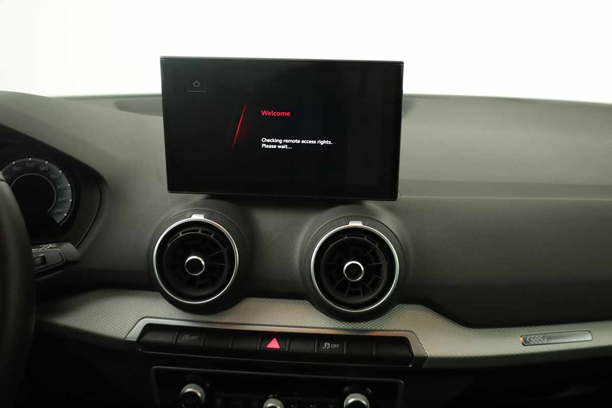 audi-q2-2025-gasolina-1498cc