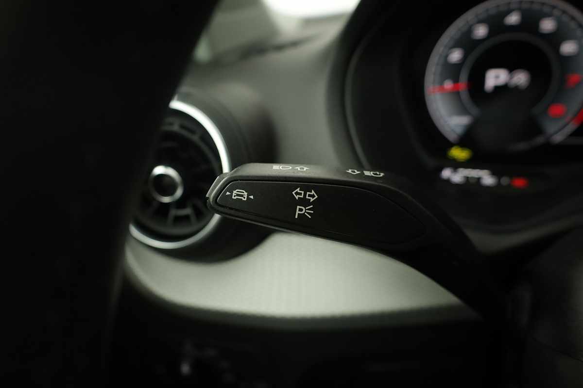 audi-q2-2025-gasolina-1498cc