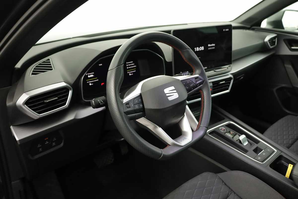seat-leon-st-2025-hibrido-a-gasolina-1498cc