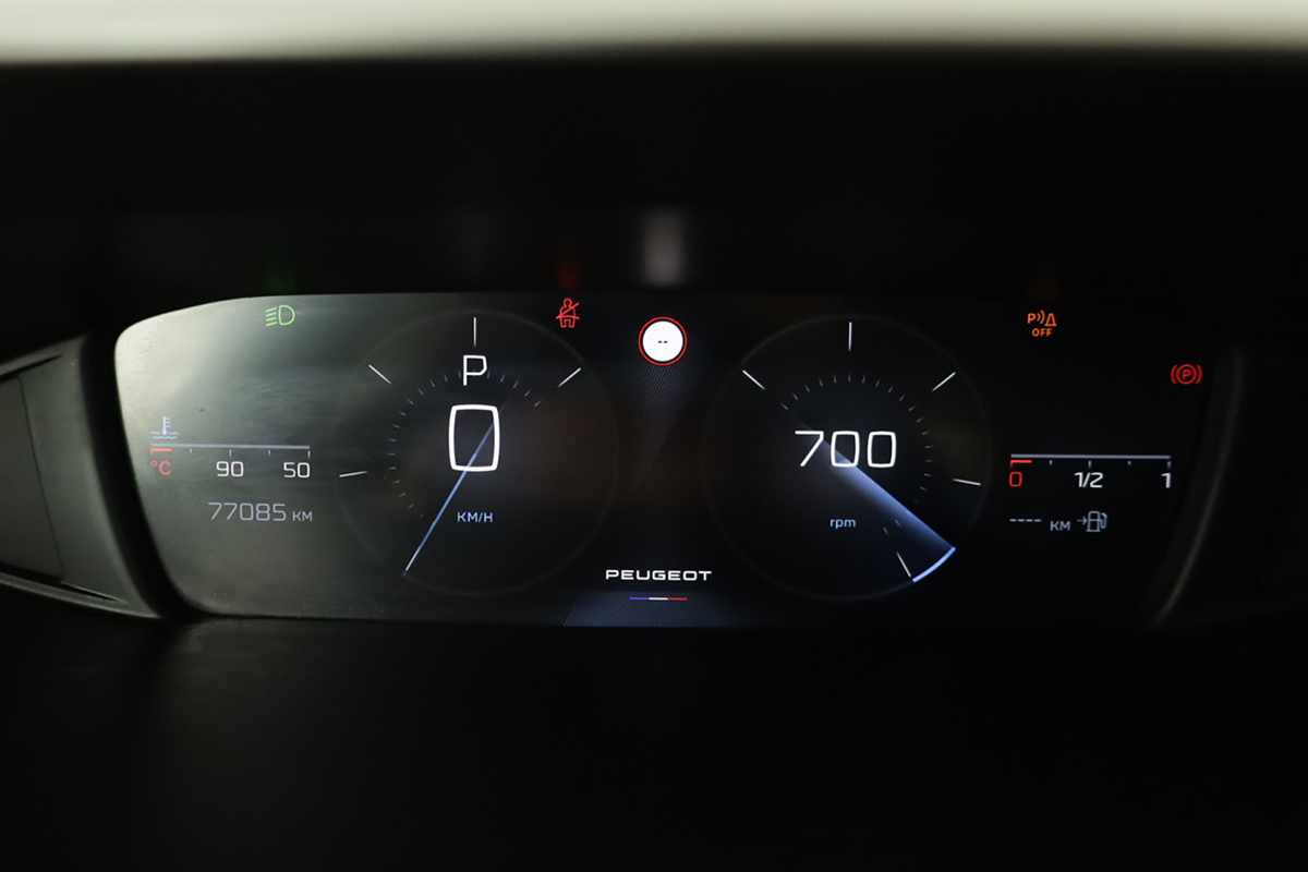 peugeot-308-sw-2024-gasolina-1199cc