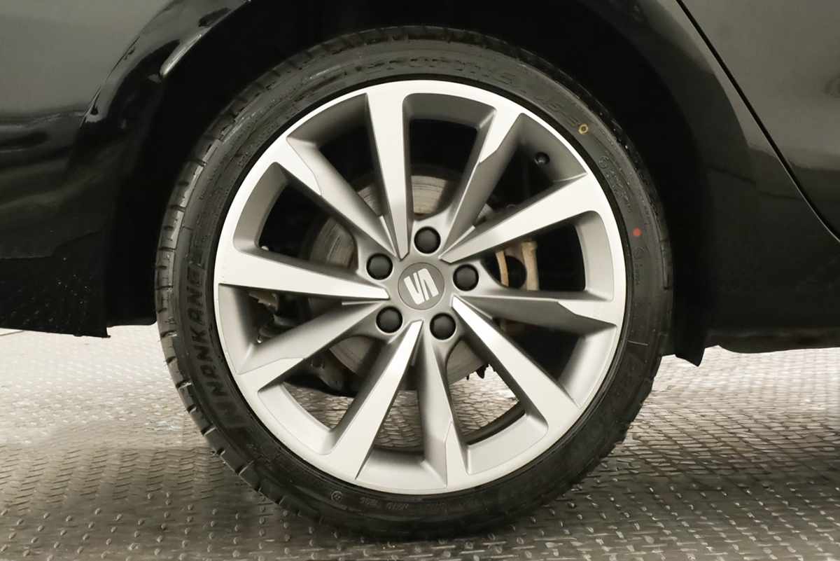 seat-leon-st-2025-hibrido-a-gasolina-1498cc