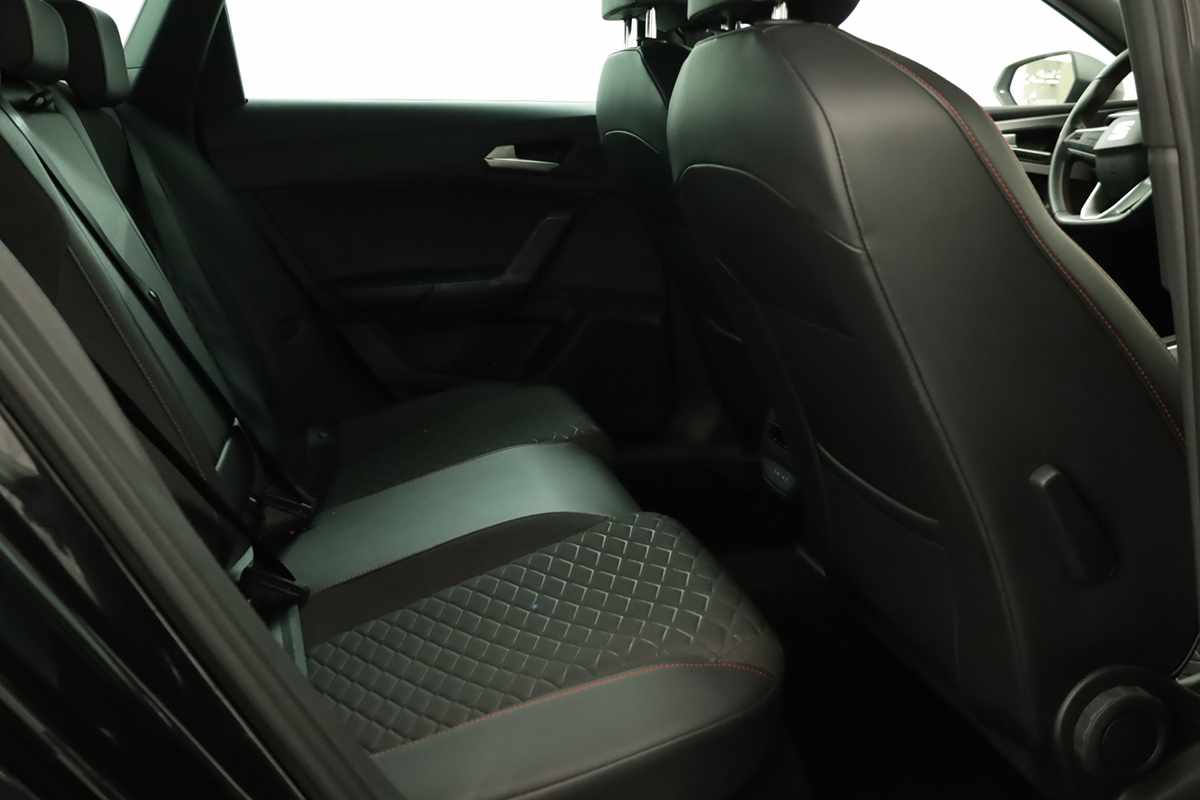 seat-leon-st-2025-hibrido-a-gasolina-1498cc