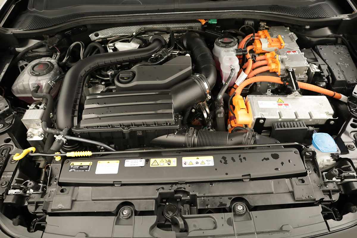 seat-leon-st-2025-hibrido-a-gasolina-1498cc
