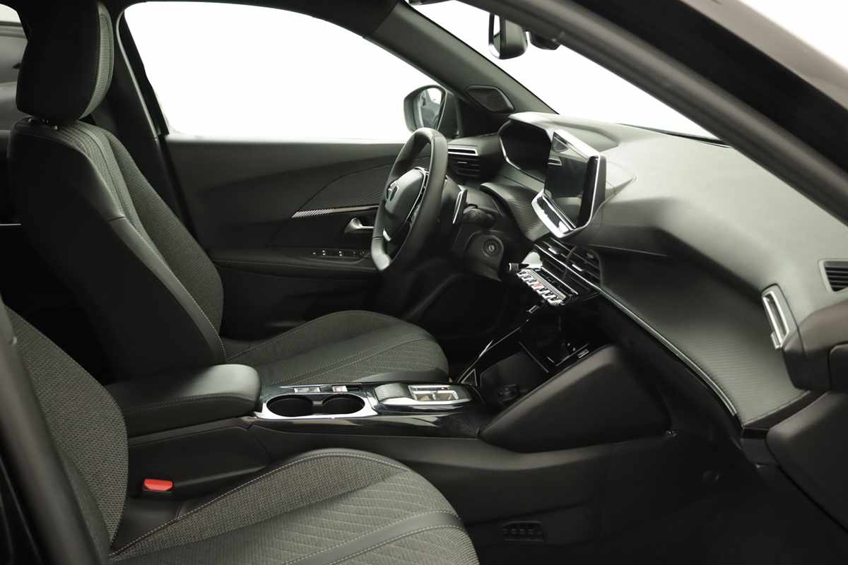peugeot-2008-2025-gasolina-1199cc