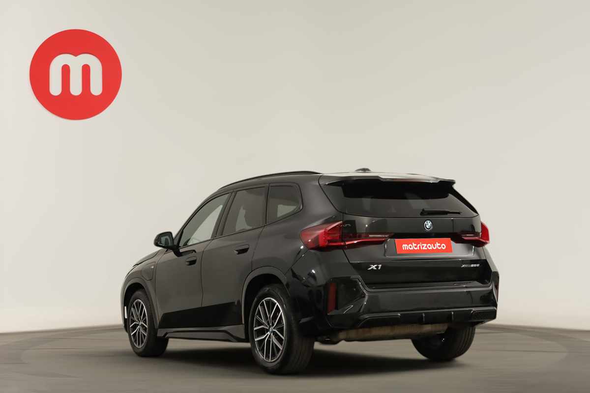 bmw-x1-2025-hibrido-a-gasolina-1499cc