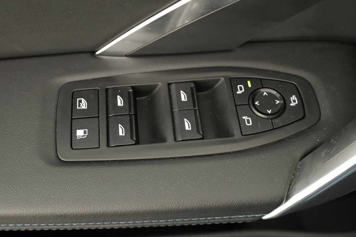 bmw-x1-2025-hibrido-a-gasolina-1499cc