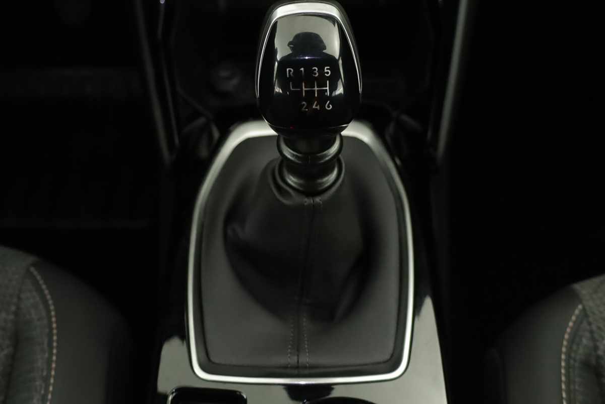 peugeot-2008-2025-gasolina-1199cc