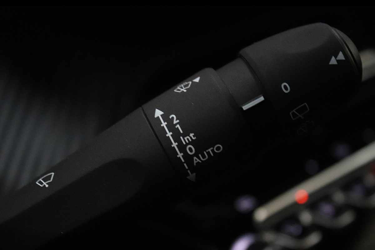 peugeot-2008-2024-gasolina-1199cc