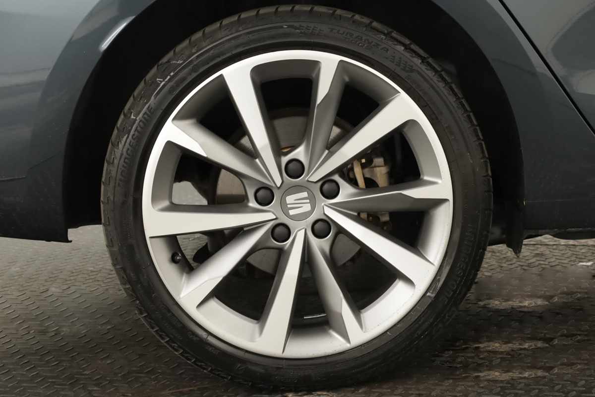 seat-leon-st-2025-hibrido-a-gasolina-1498cc