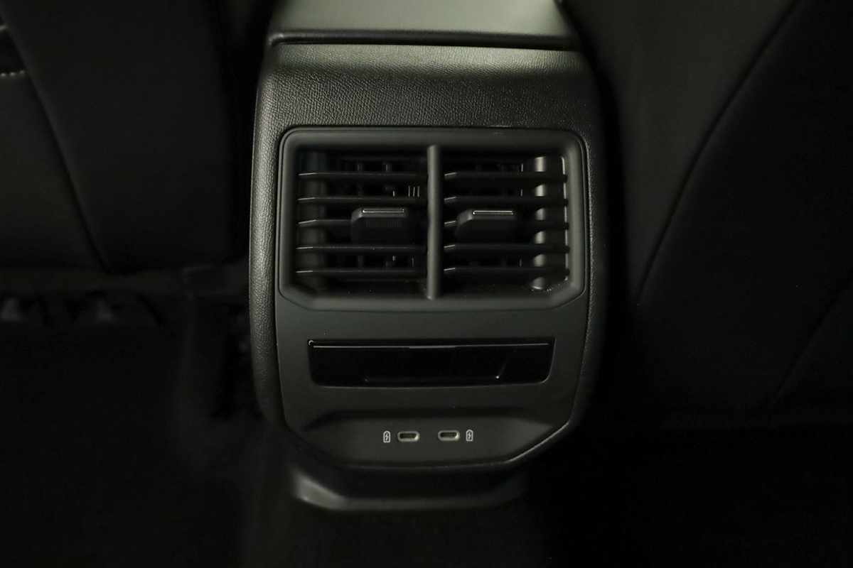 seat-leon-st-2025-hibrido-a-gasolina-1498cc