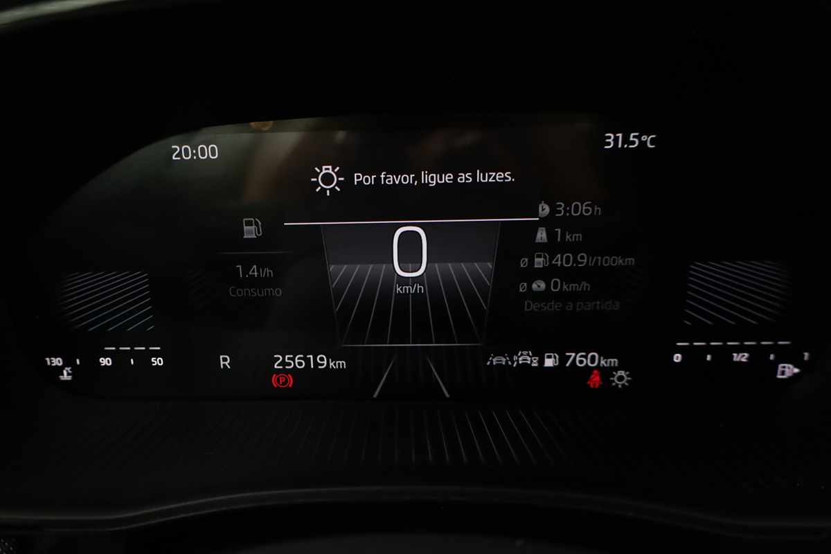 skoda-fabia-2025-gasolina-999cc