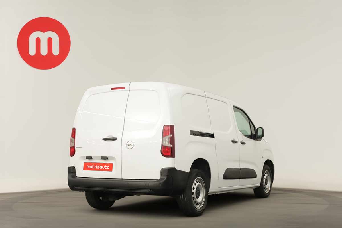 opel-combo-2024-diesel-1499cc