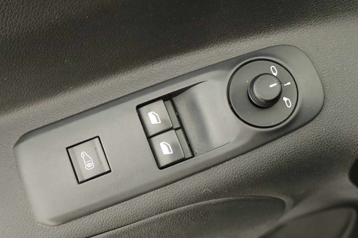 opel-combo-2024-diesel-1499cc