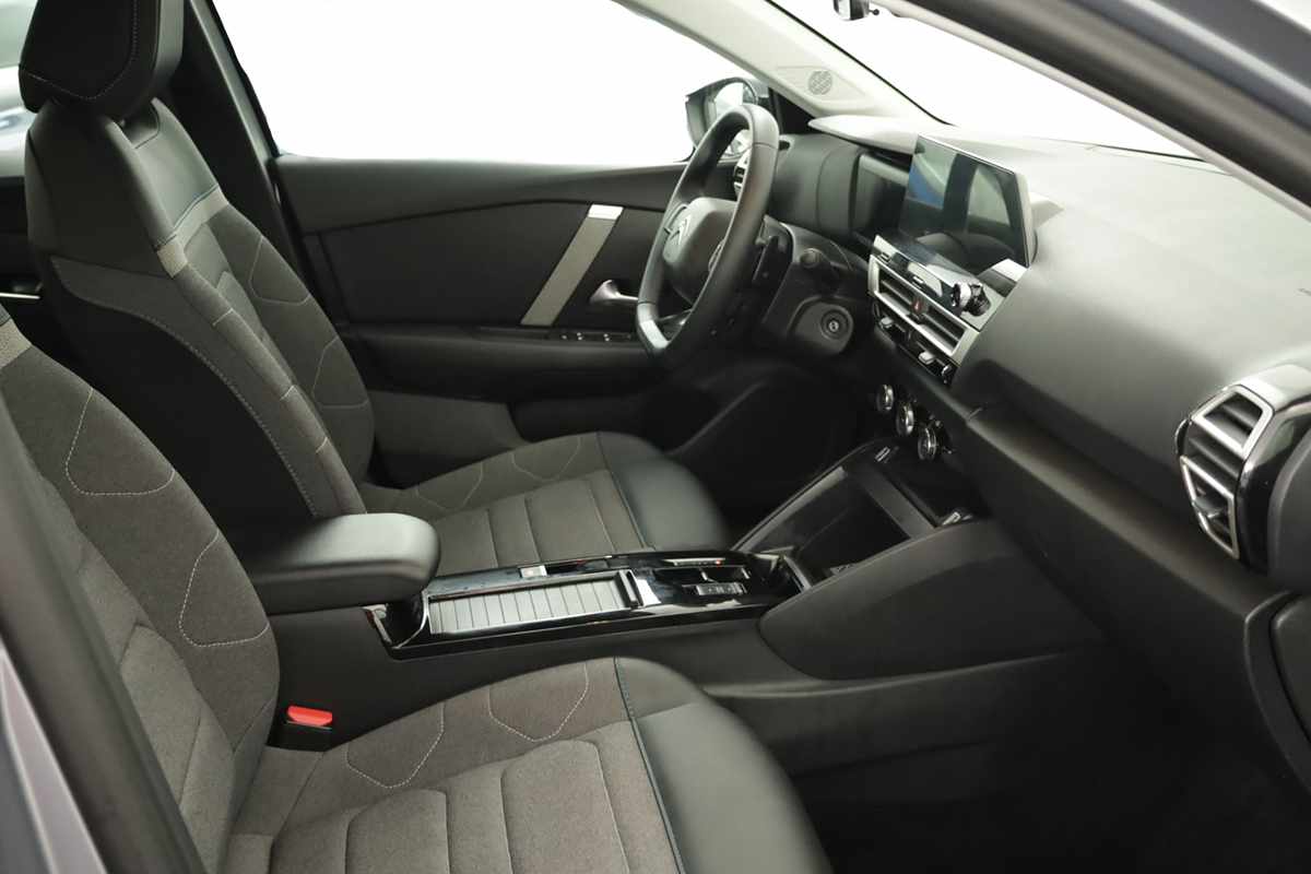 citroen-c4-2024-gasolina-1199cc