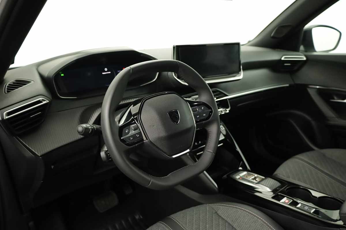 peugeot-e-2008-2025-eletrico-0cc