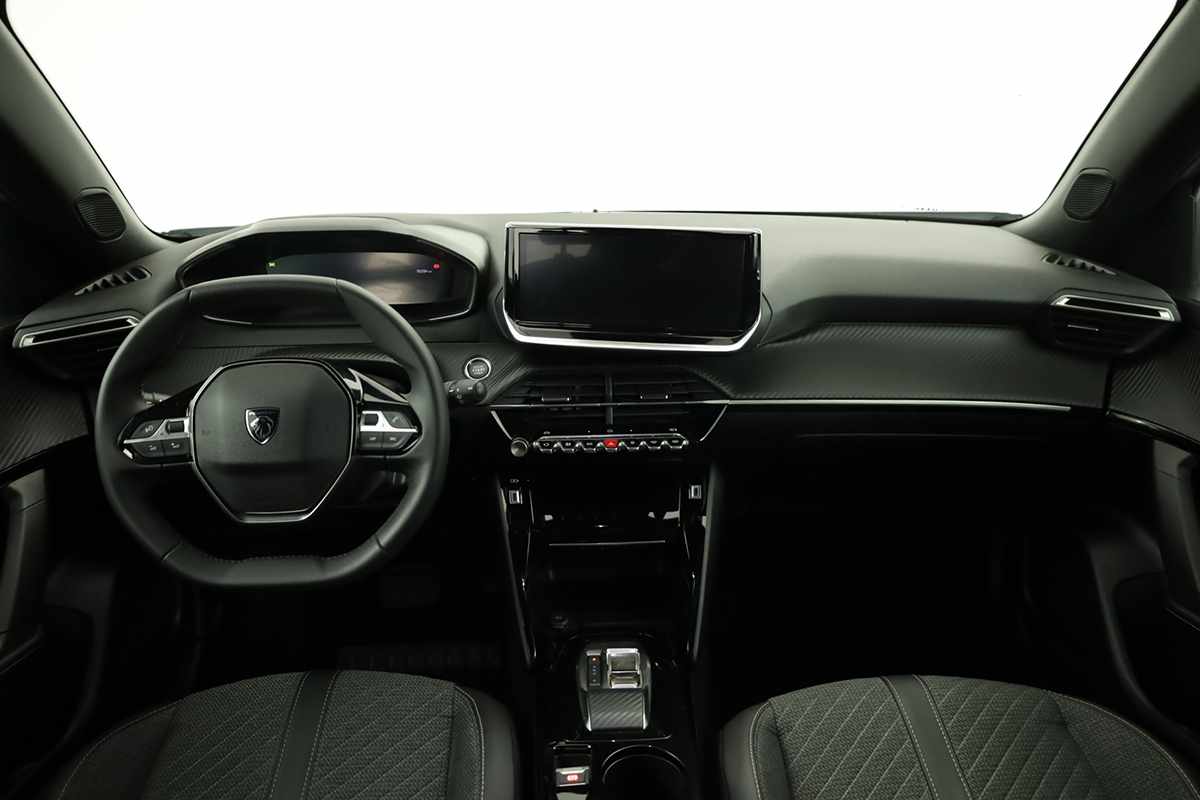 peugeot-e-2008-2025-eletrico-0cc