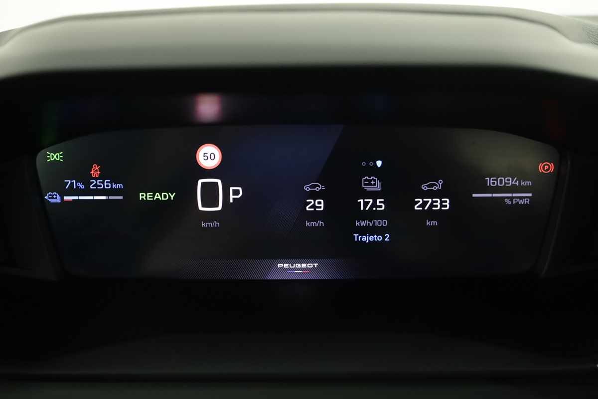 peugeot-e-2008-2025-eletrico-0cc