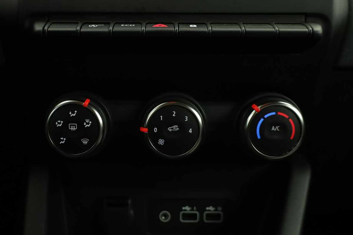 renault-clio-2024-gpl-999cc